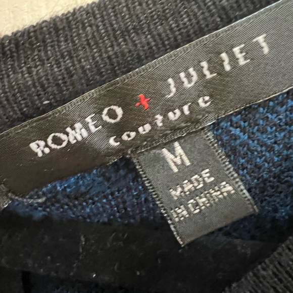 Romeo + Juliet Couture Medallion Knit Skater Dress Blue Black M Fit & Flare - Picture 3 of 5